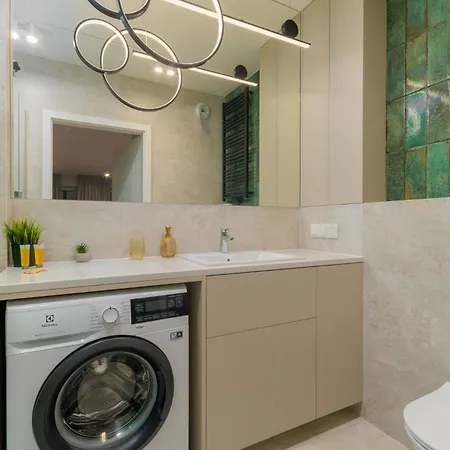 12th Floor With The River View By Bookinghost Lejlighed *